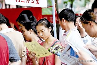 前裁判：多库的犯规若判点会少很多争议，碰到球不能抵消点球判罚